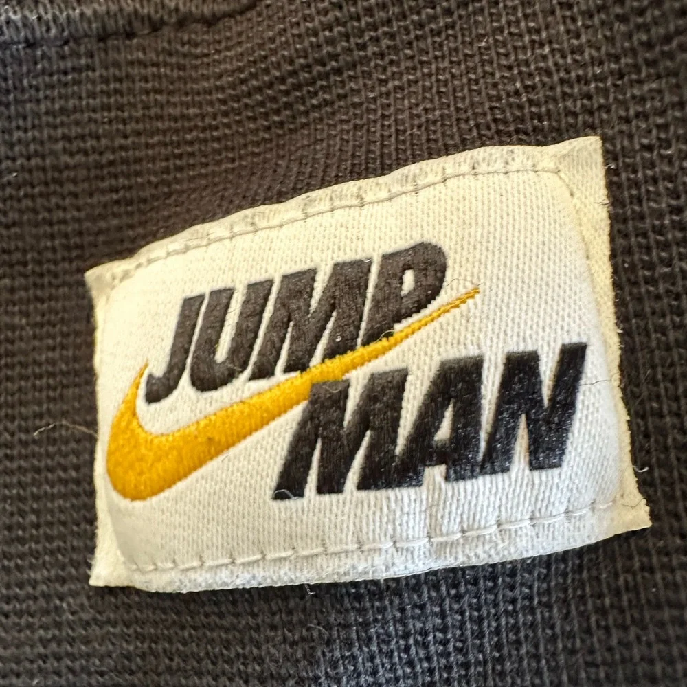 Nike Jordan Jump Man Black Sweatshirt. Men’s Large.